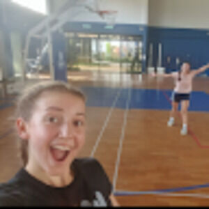 Meet your Posher, Madeline